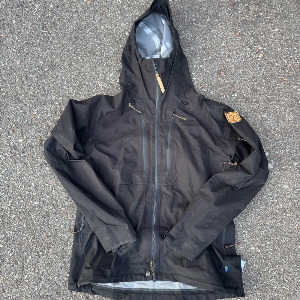 Fjallraven Women's Hooded Shell Jacket